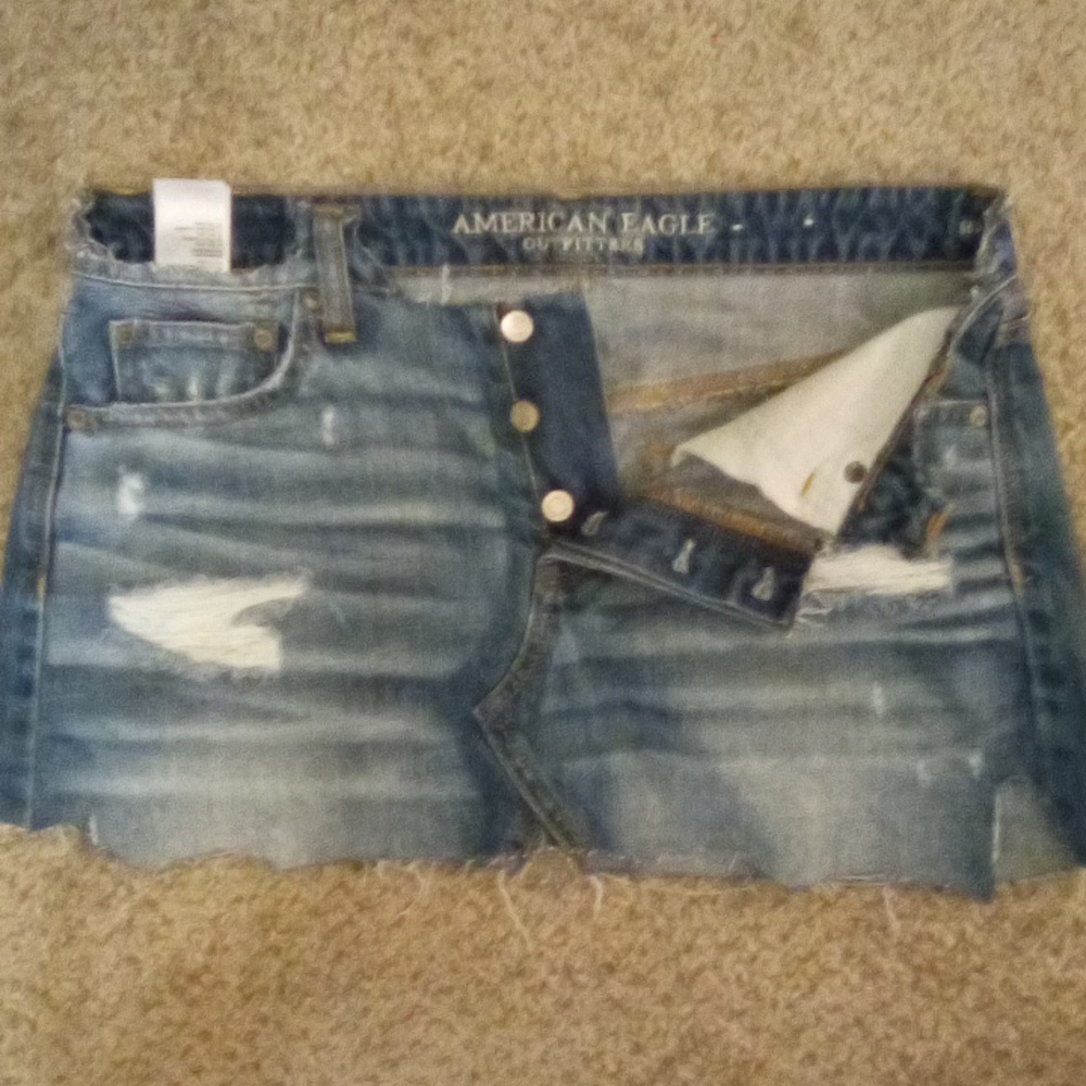 A&E jean skirt button fly